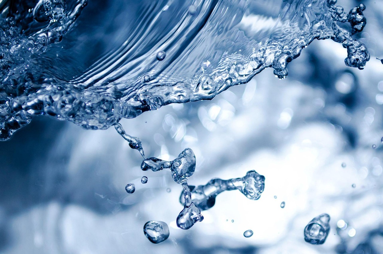 splashing, 4k wallpaper 1920x1080, free background, splash, aqua, water, laptop wallpaper, pouring, clear, droplet, liquid, fluid, free wallpaper, flow, abstract, macro, wallpaper hd, flowing, drop, blue, full hd wallpaper, ripple, wallpaper 4k, background, desktop backgrounds, mac wallpaper, raindrop, waterdrop, water drop, cool backgrounds, 4k wallpaper, windows wallpaper, nature, blue nature, beautiful wallpaper, hd wallpaper, blue background, blue water, blue abstract, blue natural